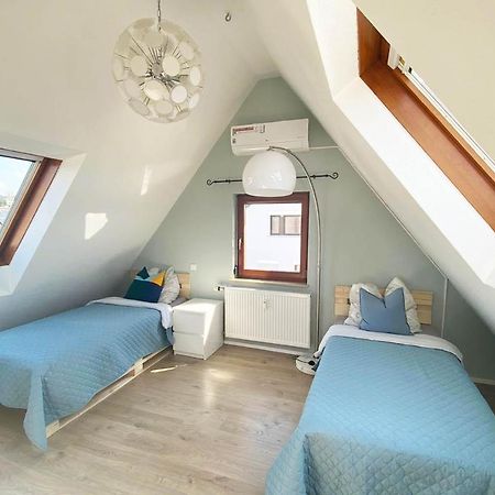 Gemuetliche 2 Zimmerwohnung Mit Tv Und Wlan Wendlingen am Neckar Exteriör bild